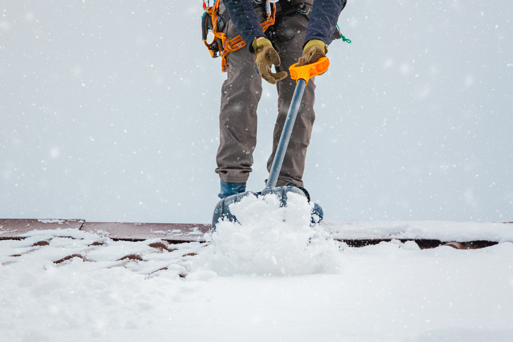 Roof Snow Removal Work